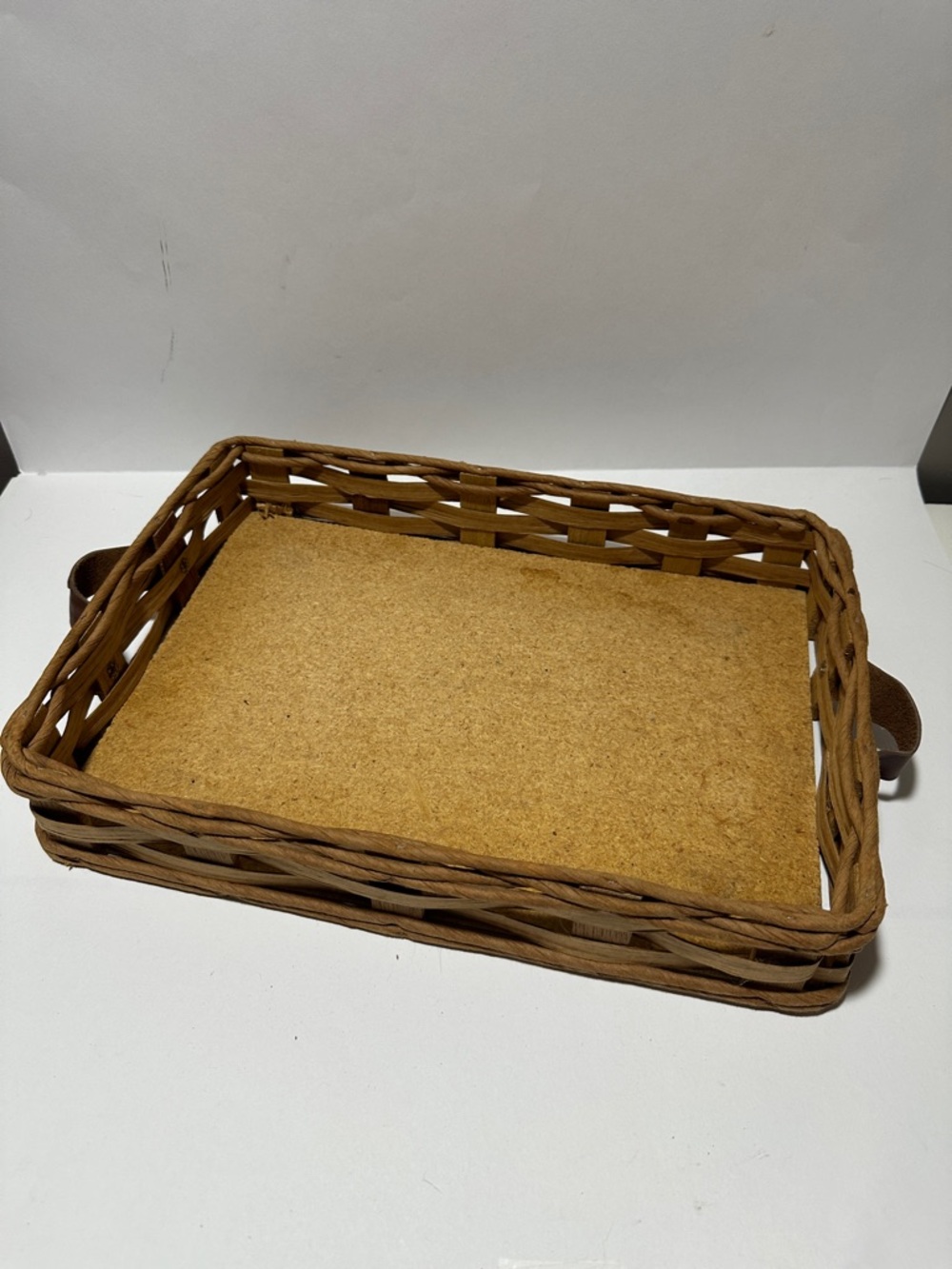 Vintage Pyrex 233N Wicker Basket Carrier w/ Handles 9x13 Casserole Holder